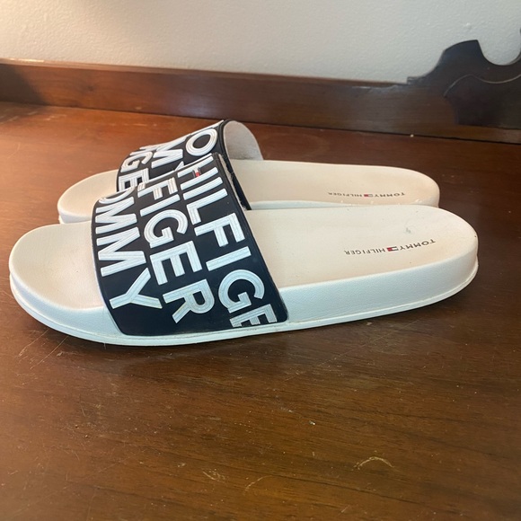 Tommy Hilfiger Slides - Picture 4 of 5